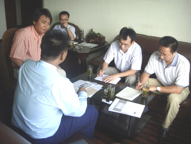 祝賀??！2010年8月佛蘭空間膜結(jié)構(gòu)與緬甸簽訂長期合作關(guān)系項(xiàng)目